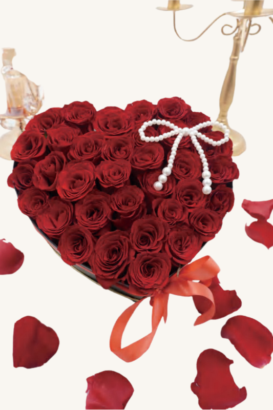 Classic eternal heart shape love 31 rose gift box